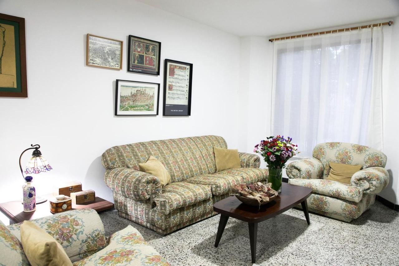 50N15 B&B Cali Buitenkant foto