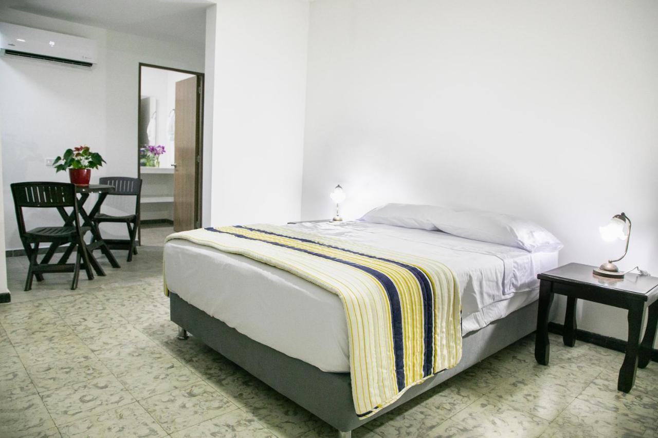 50N15 B&B Cali Buitenkant foto